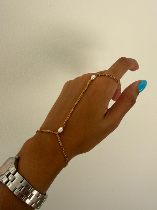 Victoria Hand Chain
